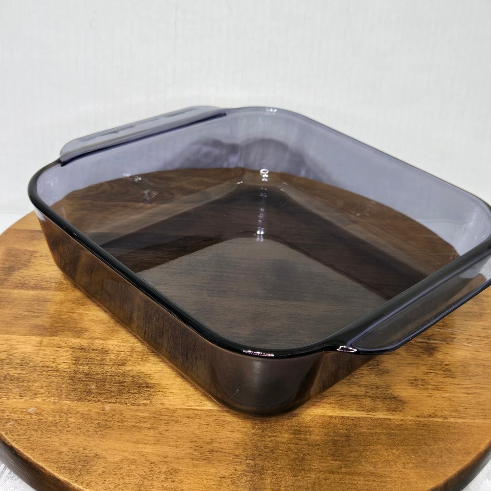 Pyrex Visions Amethyst Purple Glass 8x8 Inch Square Baking Casserole Dish